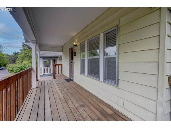 1914 SE 45TH AVE, Portland, OR 97035