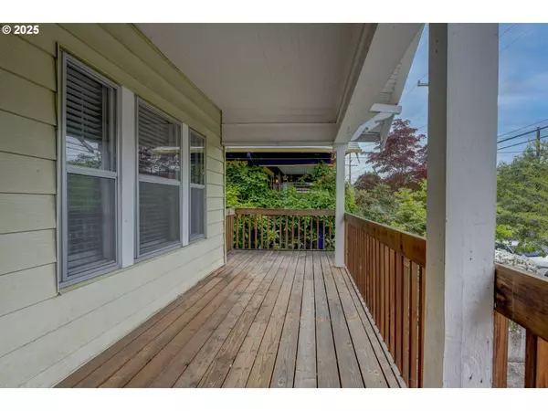 1914 SE 45TH AVE, Portland, OR 97035