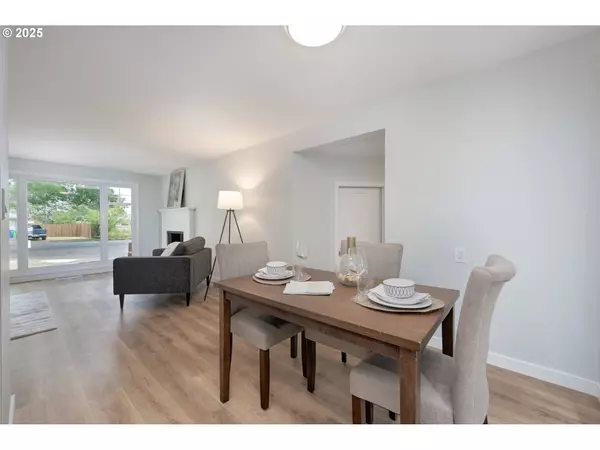 9706 SE GRANT CT, Portland, OR 97216