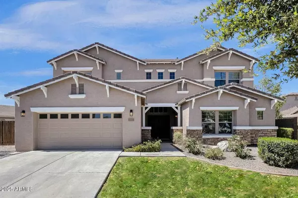 6204 S BANNING Street, Gilbert, AZ 85298