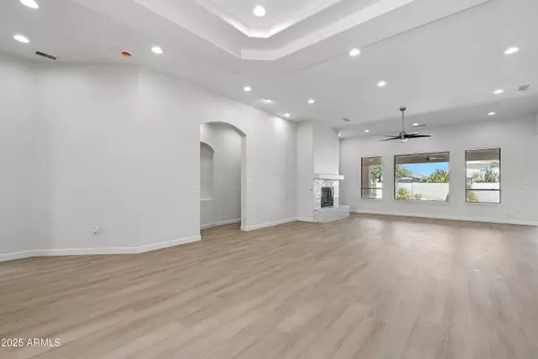 21236 E PUMMELOS Road, Queen Creek, AZ 85142