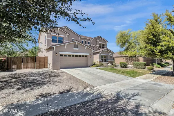 6204 S BANNING Street, Gilbert, AZ 85298
