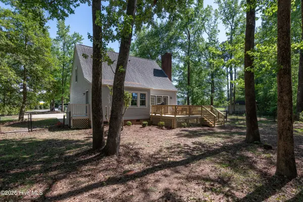 1306 Hope DR, Greenville, NC 27858