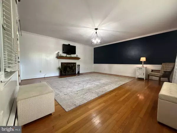 518 PINE BLUFF RD, Salisbury, MD 21801