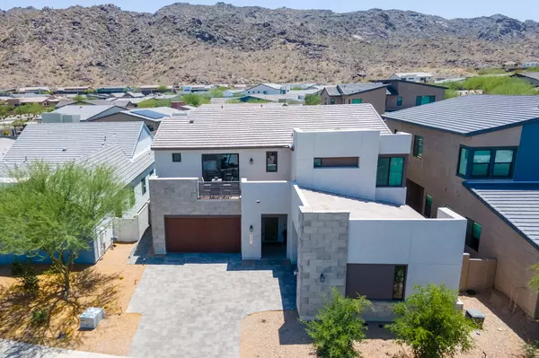 Phoenix, AZ 85042-8385,1221 E Paseo Way