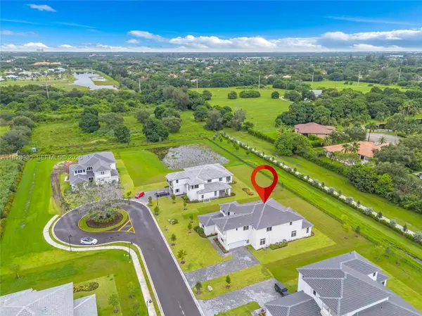 2210 SW 122nd Ter, Davie, FL 33325