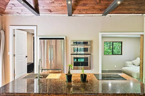 21713 Starrett Hill DR, Monte Rio, CA 95462