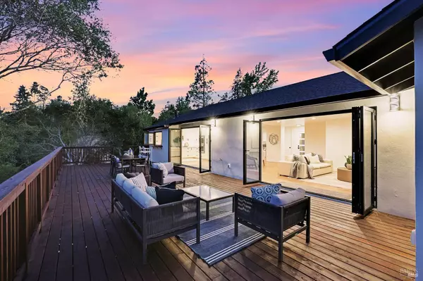 2560 Lewis DR, Sebastopol, CA 95472
