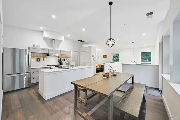 14831 Canyon 7 RD, Guerneville, CA 95446