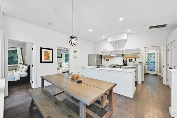 14831 Canyon 7 RD, Guerneville, CA 95446