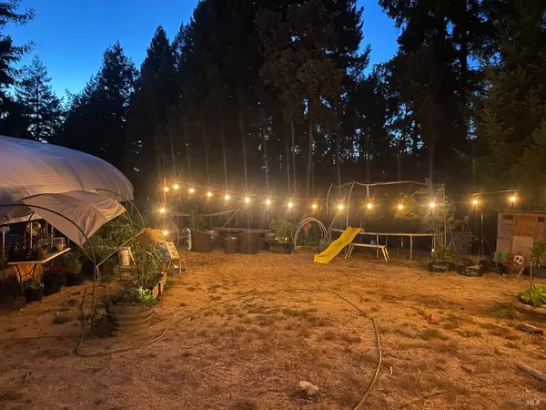 36000 Nash Mill RD, Philo, CA 95466