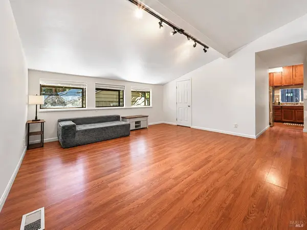 15360 Willow RD, Guerneville, CA 95446