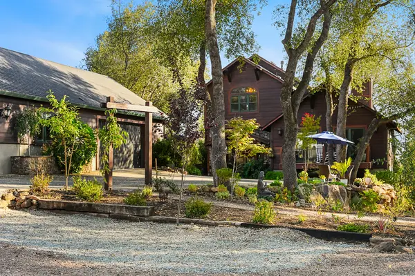 Front yard, garden area, additional parking  18921 Timber Point Road, Hidden Valley Lake, CA 95467