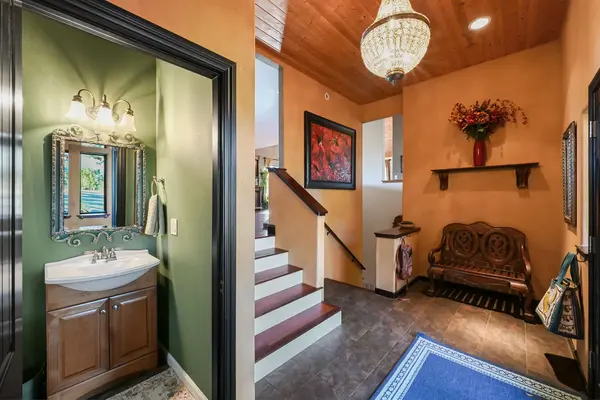 Front entry 18921 TImber Point, Hidden Valley Lake
