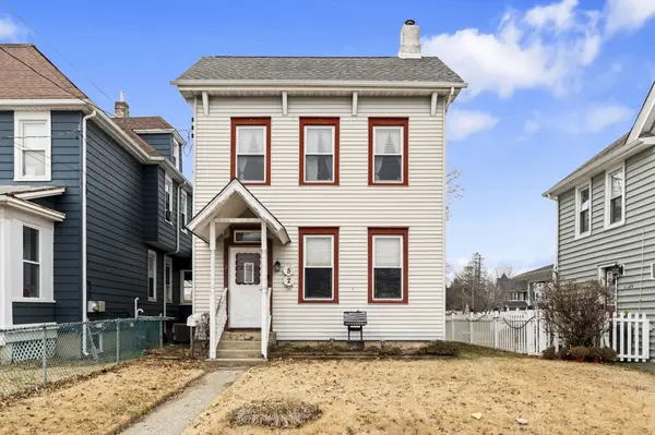 52 Green St, Morrisville, PA 19067-1256