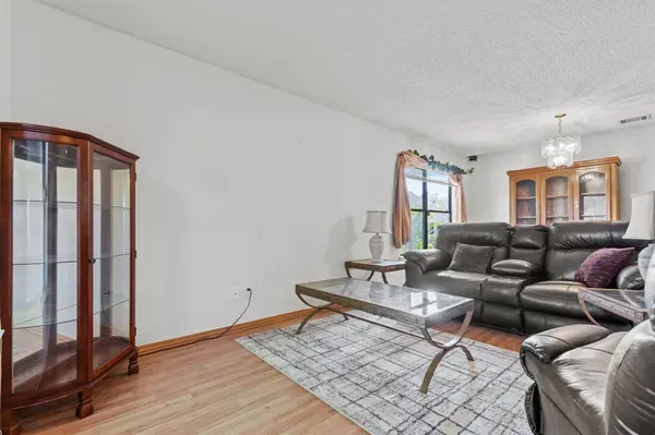 8007 Bramble Bush DR, Austin, TX 78747