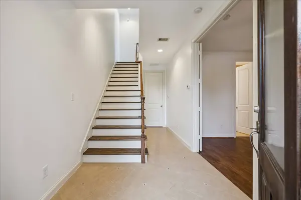 1407 Shearn ST, Houston, TX 77007