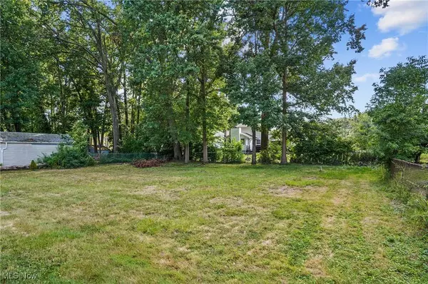 3924 Vira RD, Stow, OH 44224