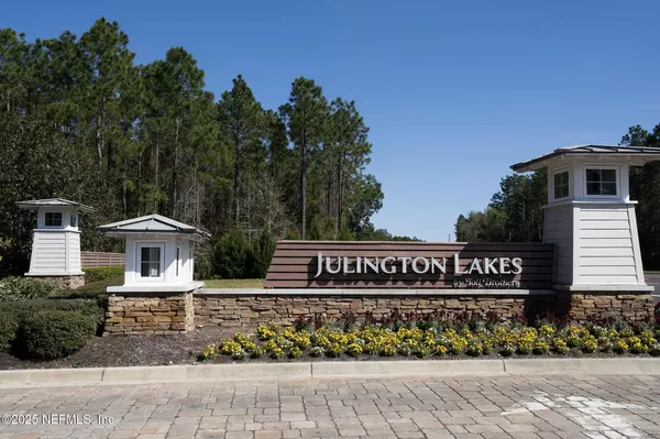 527 PINE HAVEN DR, St. Johns, FL 32259