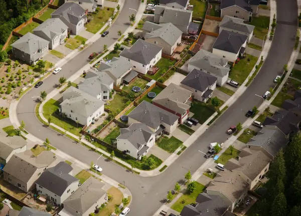 Fall Creek TX: Upscale Master-Planned Living Near Humble and IAH Airport
