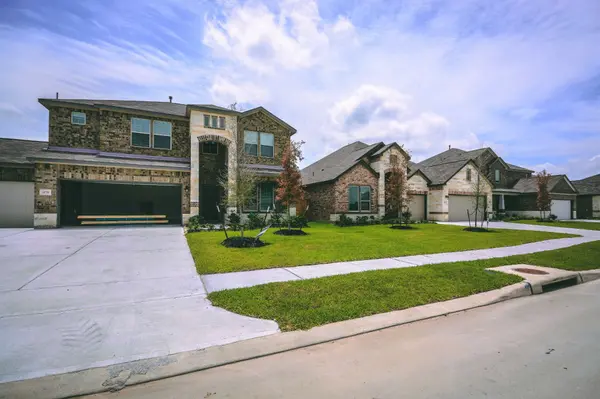 New Construction vs. Resale Homes in Kingwood & Northeast Houston: Which Is Right for You?