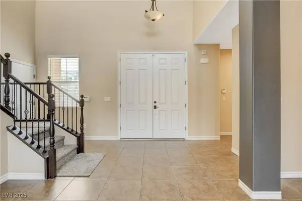 4208 Falcons Flight AVE, North Las Vegas, NV 89084