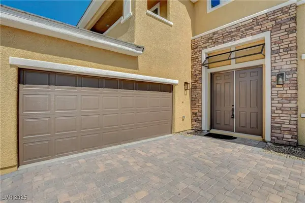 4208 Falcons Flight AVE, North Las Vegas, NV 89084