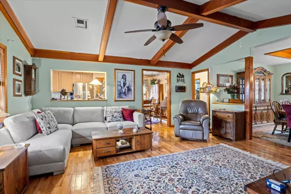 325 Templin AVE, Grants Pass, OR 97526