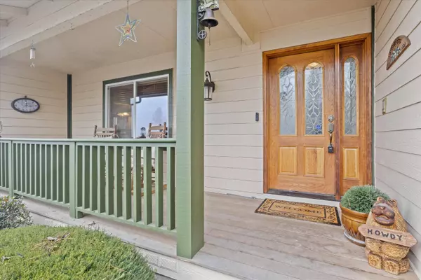 325 Templin AVE, Grants Pass, OR 97526