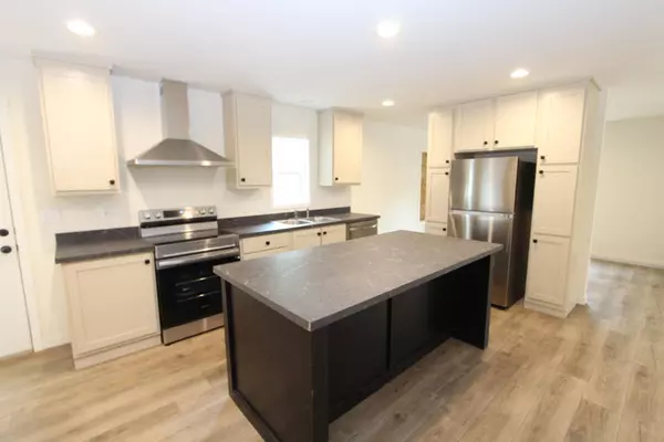 4790 Granite Hill RD, Grants Pass, OR 97526