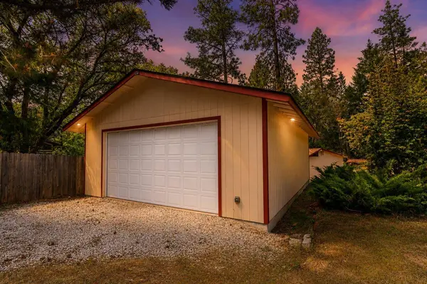 144 Worden WAY, Grants Pass, OR 97527
