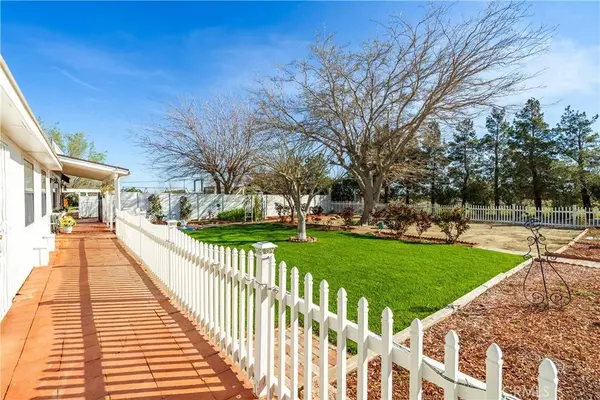 5849 East Avenue T8, Palmdale, CA 93552