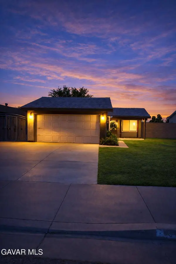 2235 W Avenue K 13, Lancaster, CA 93536