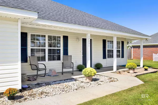 17451 E View Loop, Foley, AL 36535