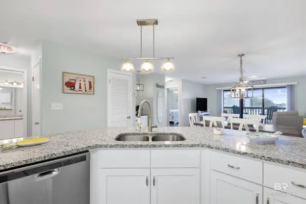 4723 PORT SIDE Lane #201, Gulf Shores, AL 36542