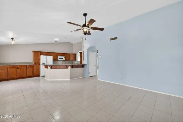 15609 W MULBERRY Drive, Goodyear, AZ 85395