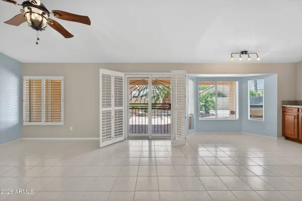 15609 W MULBERRY Drive, Goodyear, AZ 85395