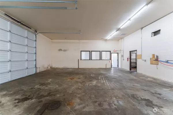 292 State Route 505, Winlock, WA 98596