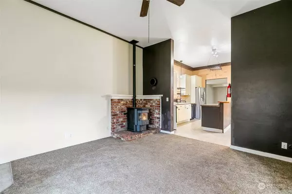 2316 Larsen LN SW, Castle Rock, WA 98611