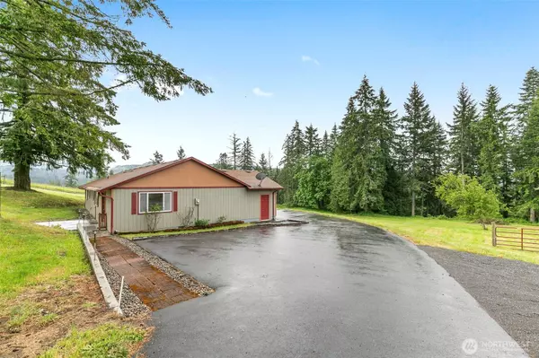 284 Ranch RD, Kelso, WA 98626