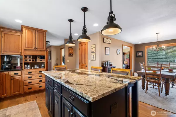 133 Delameter LN, Castle Rock, WA 98611