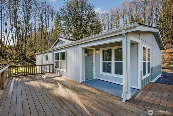 152 Crow Butte RD, Longview, WA 98632