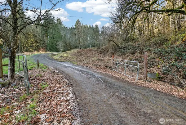 6396 Kalama River RD, Kalama, WA 98625