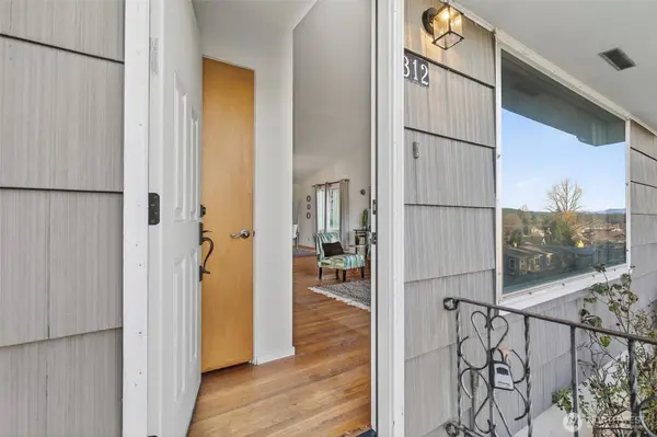 312 SE 2nd ST, Winlock, WA 98596