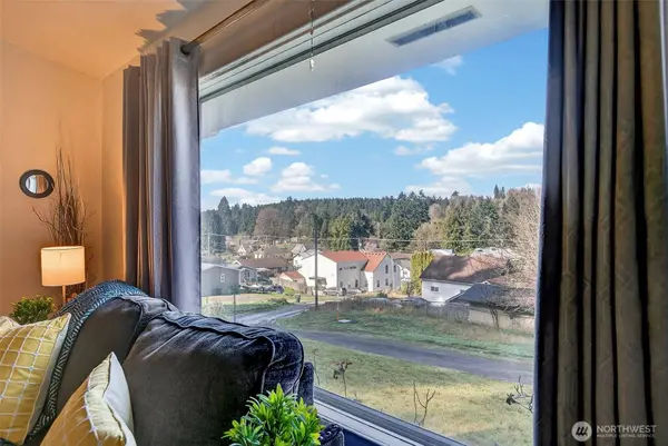 312 SE 2nd ST, Winlock, WA 98596