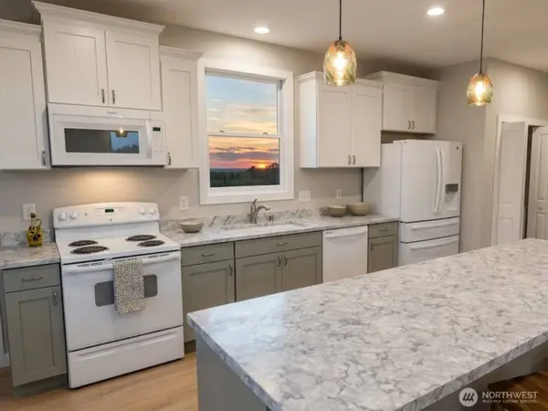 7 Endor Heights CT, Vader, WA 98593