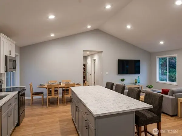 2 Endor Heights CT, Vader, WA 98593