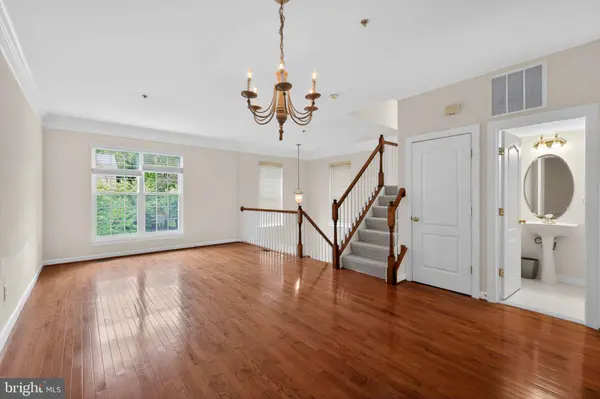 2015 WHEATON HAVEN CT W, Silver Spring, MD 20902