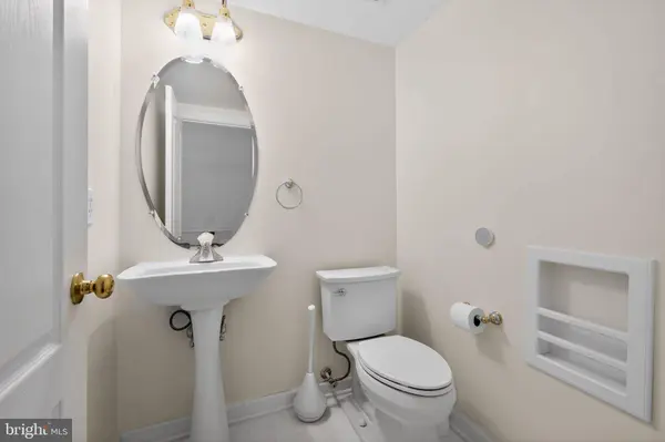 2015 WHEATON HAVEN CT W, Silver Spring, MD 20902