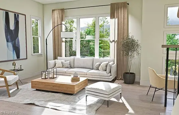 918 Lacascada TRL, Greensboro, NC 27406